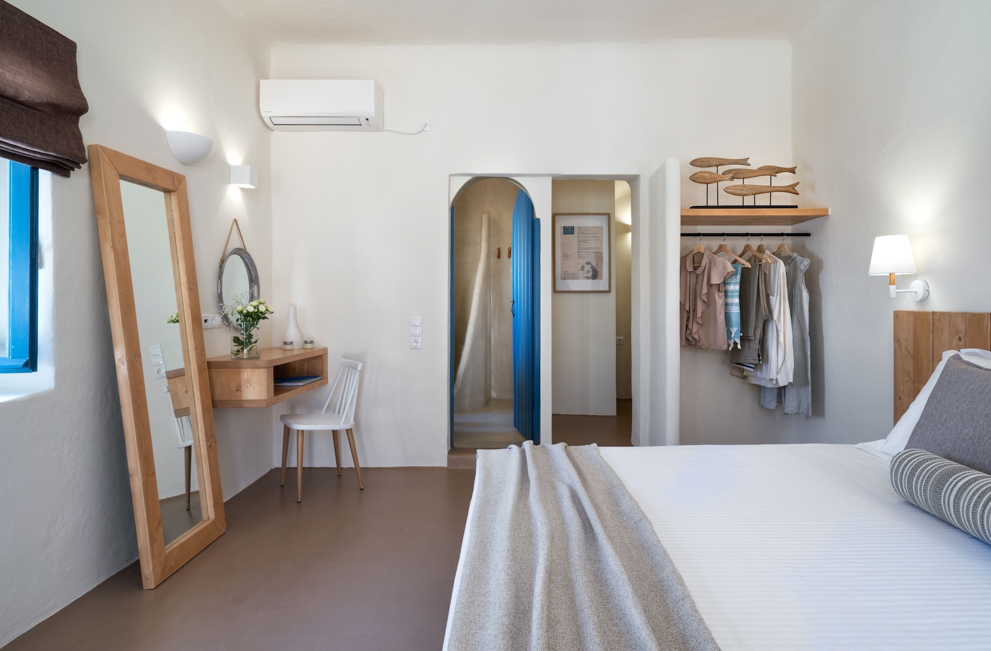 SUITE, OUTDOOR JETTED TUB