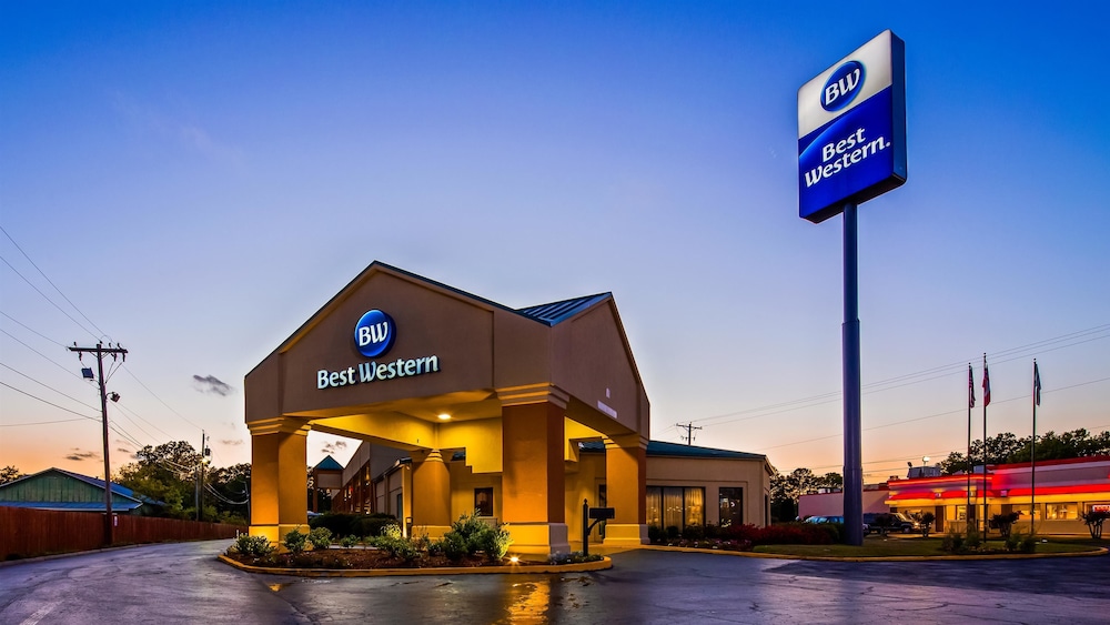 Best Western Airport Inn 7/40