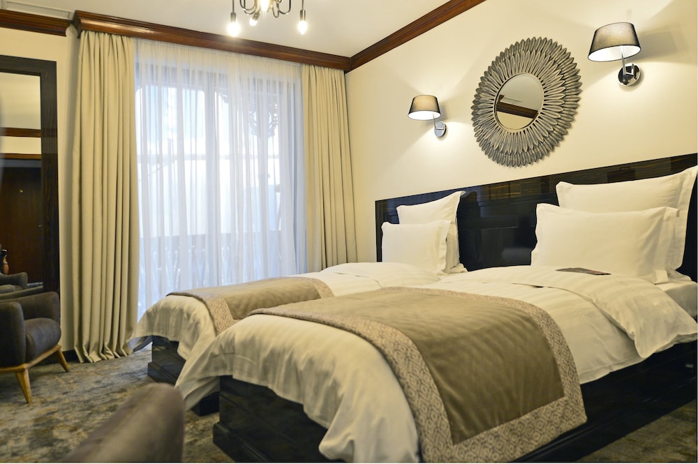 Ambassadori Hotel Tbilisi 29/73