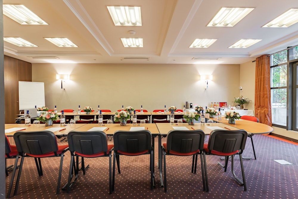 Hotel de Berny 56/58