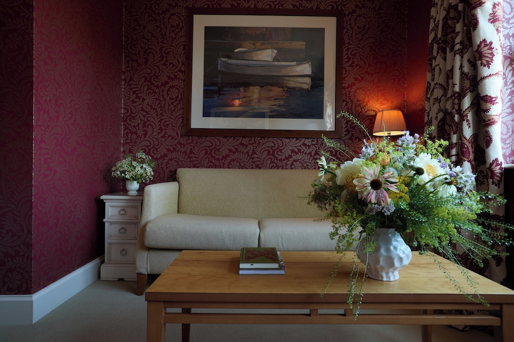 Fermain Valley Hotel 6/49