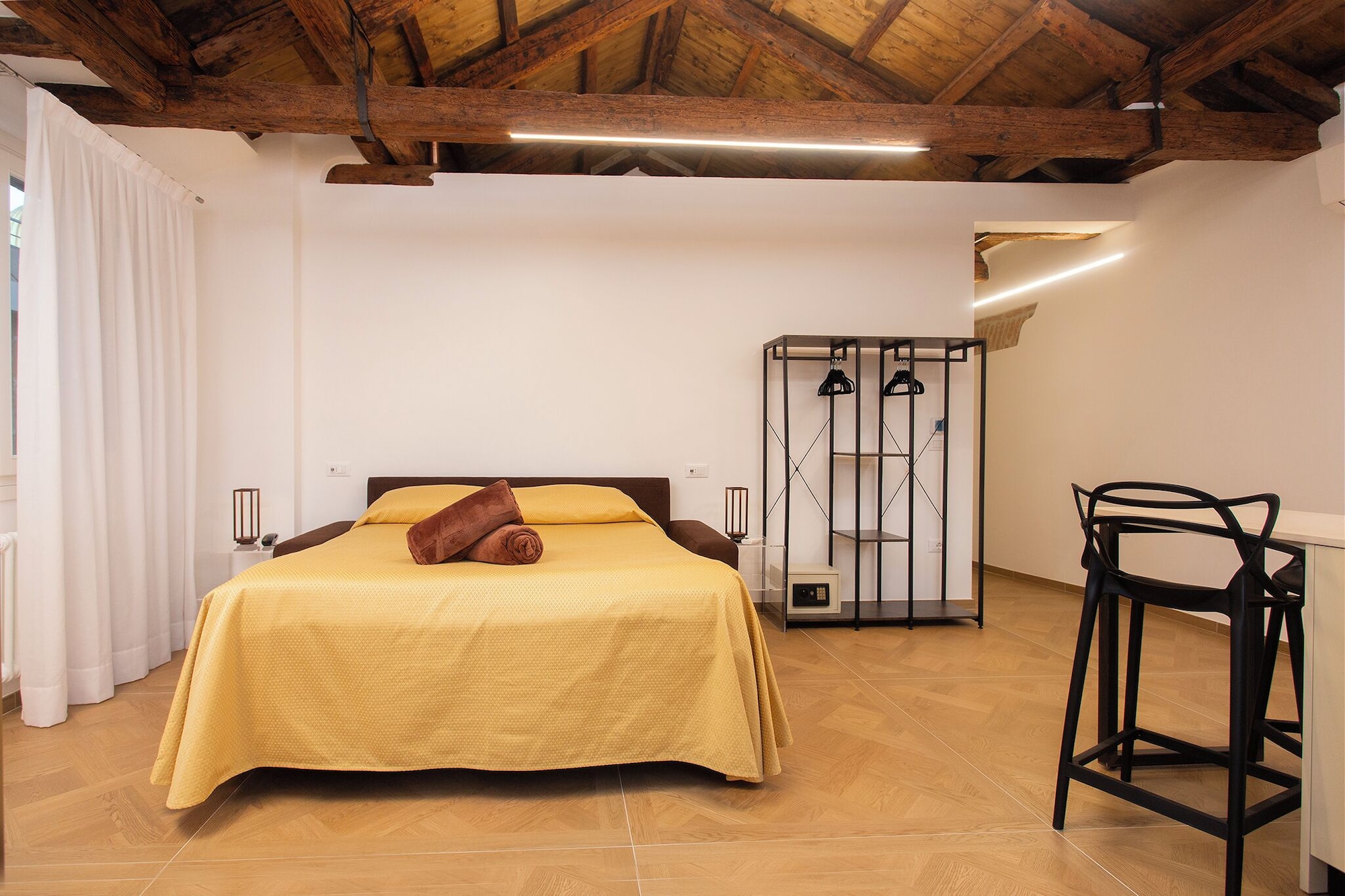 LOFT, SOFA, TERRACE, ANNEX
