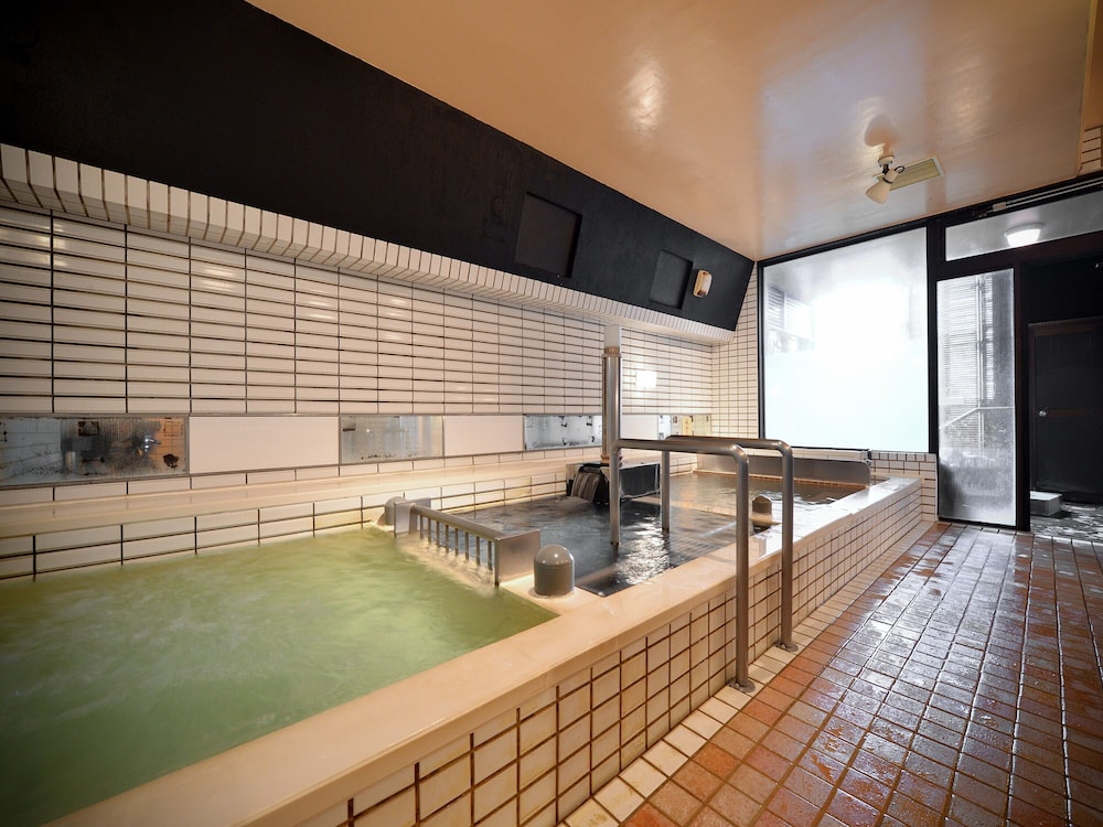 Apa Hotel Komatsu Grand 33/50