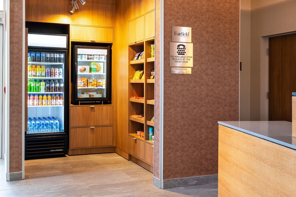 Fairfield Inn & Suites by Marriott North Bay 9/50