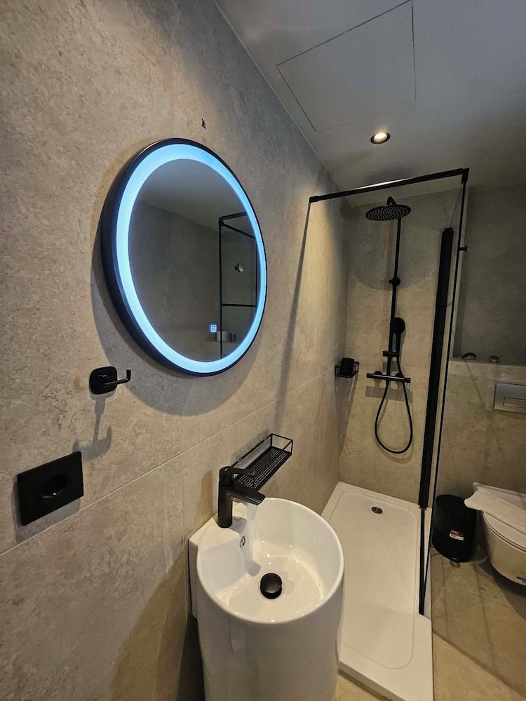 Candia Suites And Rooms 48/49