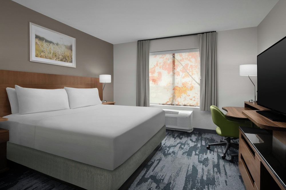 Fairfield Inn &amp; Suites Jeffersonville I-71 17/58
