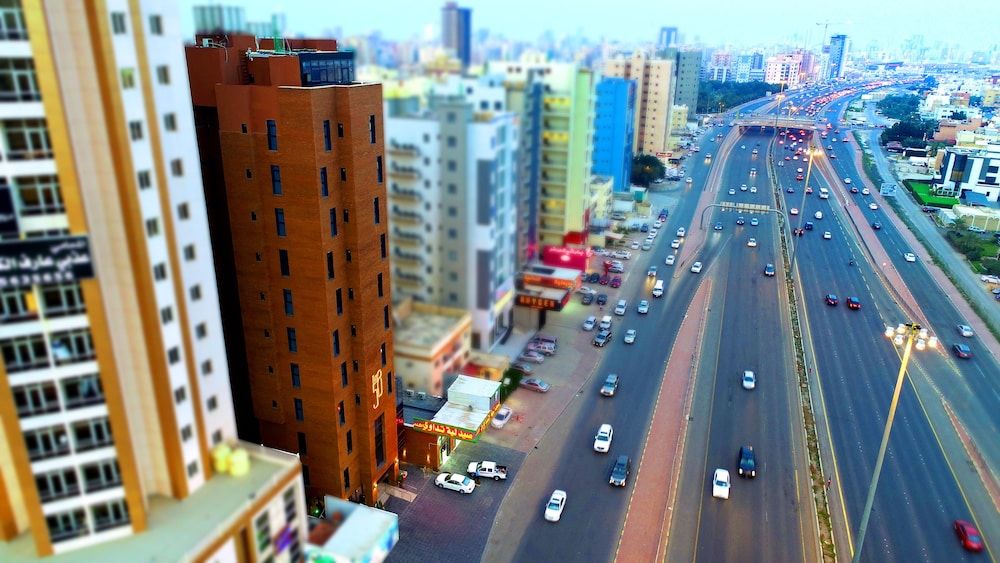 The 58 Hotel Apartments 1/38