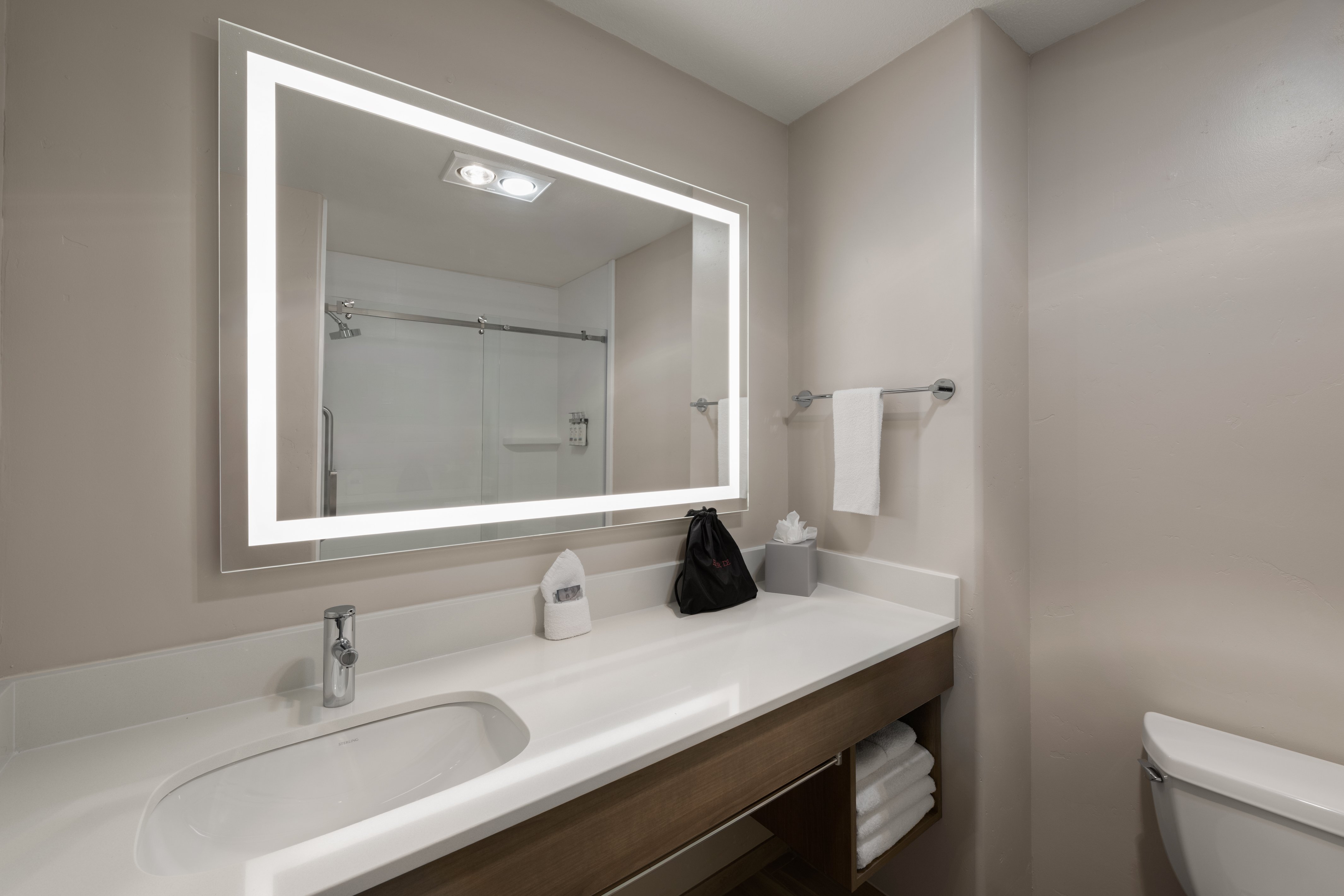 غرفة بسرير كينج، Holiday Inn Express Hotel And Suites Paso Robles 4/5