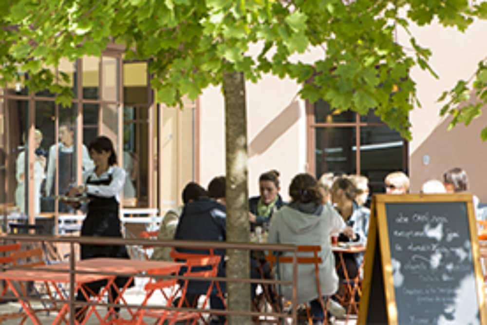 Hotel Beaulieu Lyon Charbonnieres 36/40