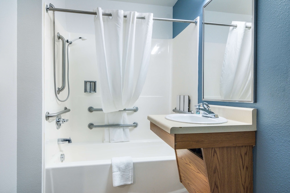 Extended Stay America Select Suites - Fayetteville 48/50
