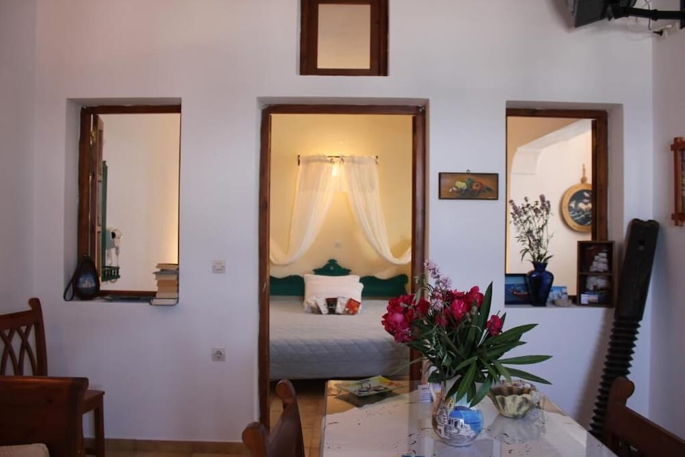 Vrachia Studios and Apartments 29/50