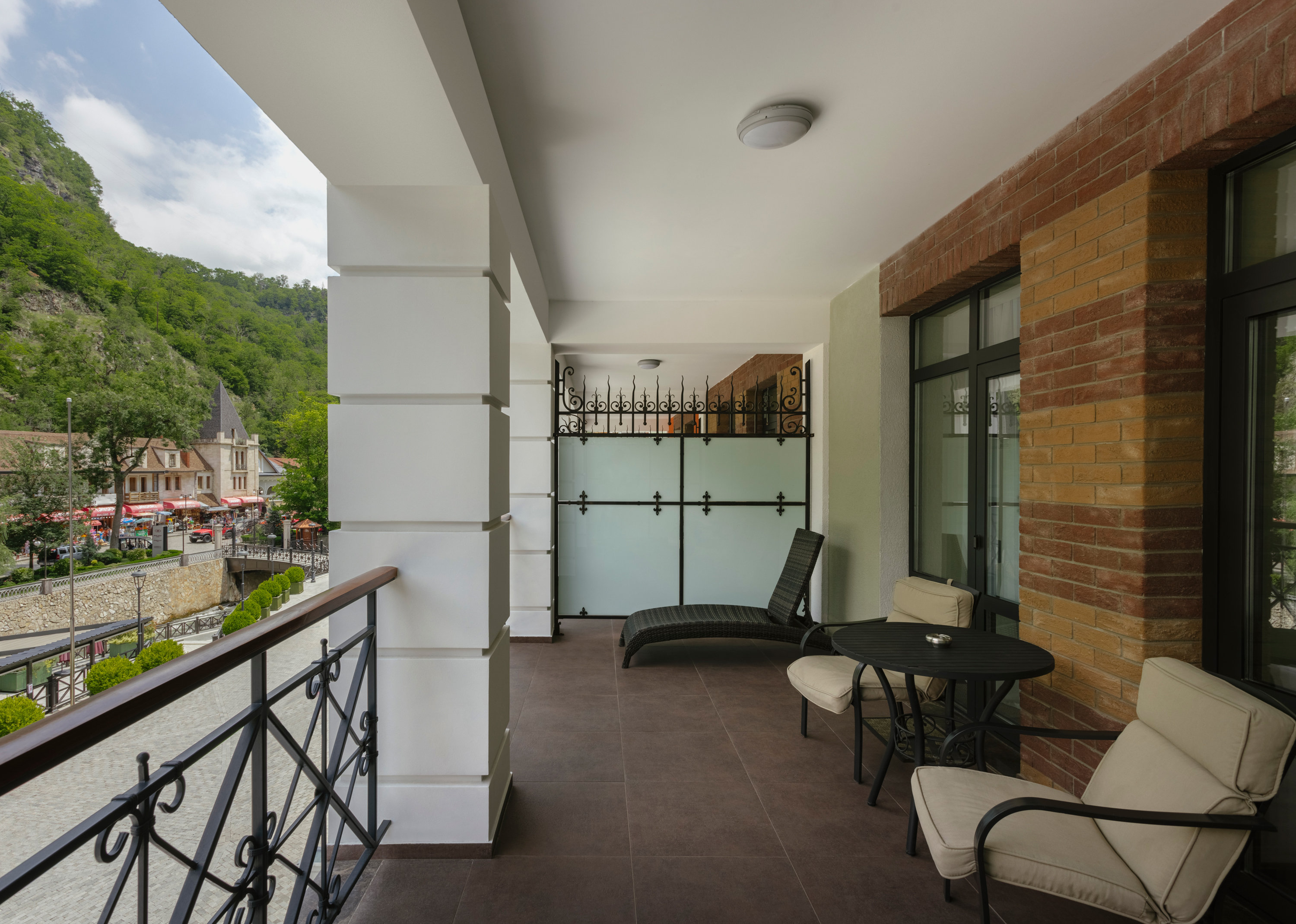 Crowne Plaza Borjomi 34/76