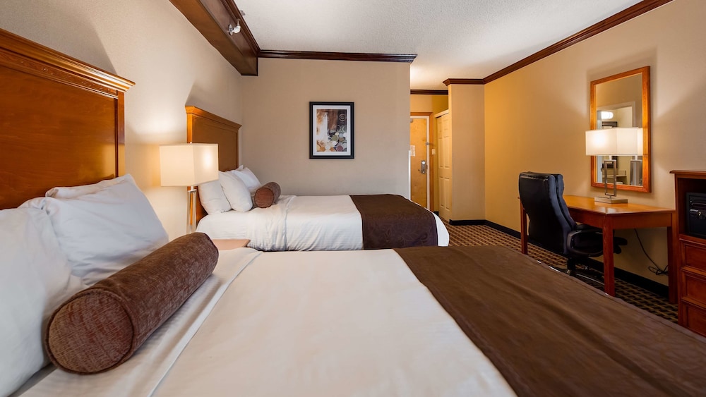 Best Western Fort Washington Inn 23/69