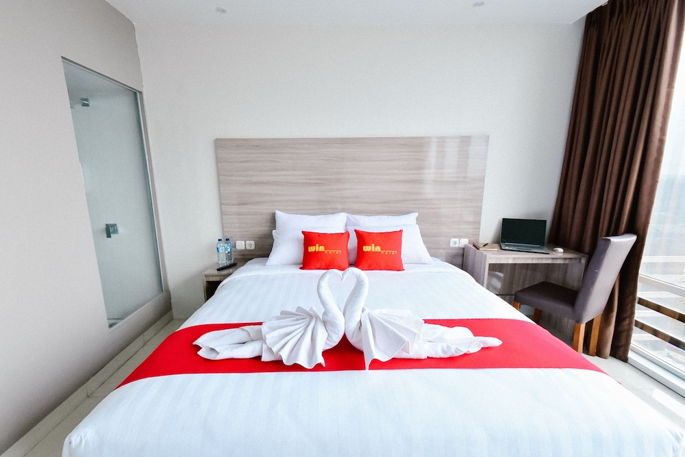 Win Grand Hotel 9/19