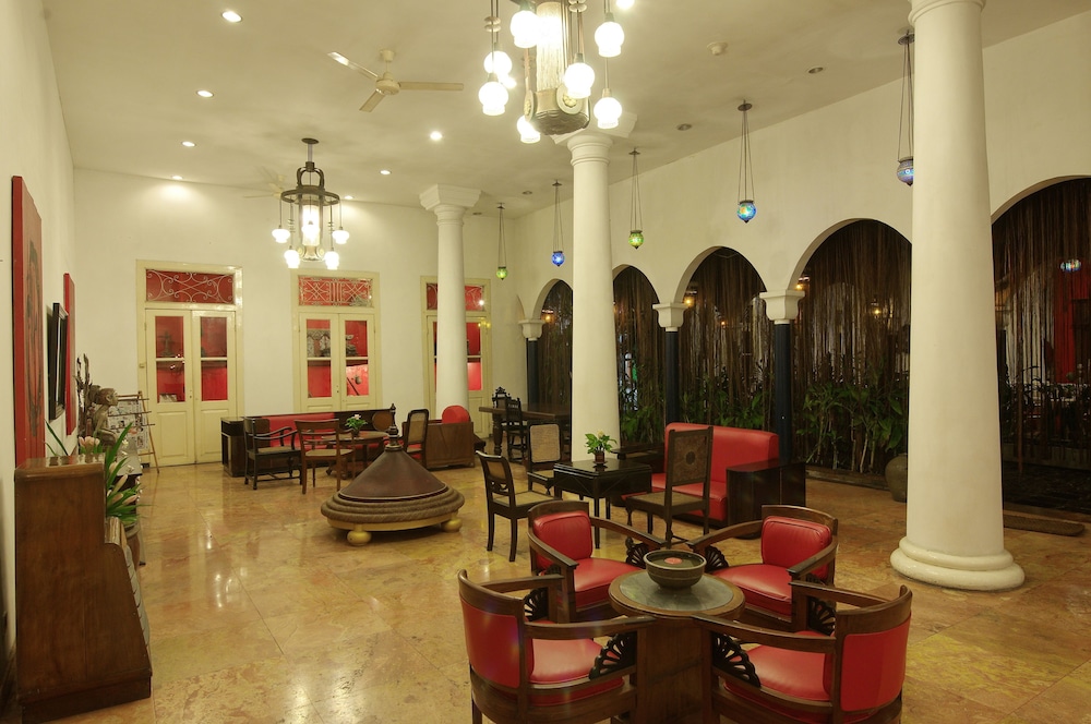 Hotel Tugu Blitar 45/67