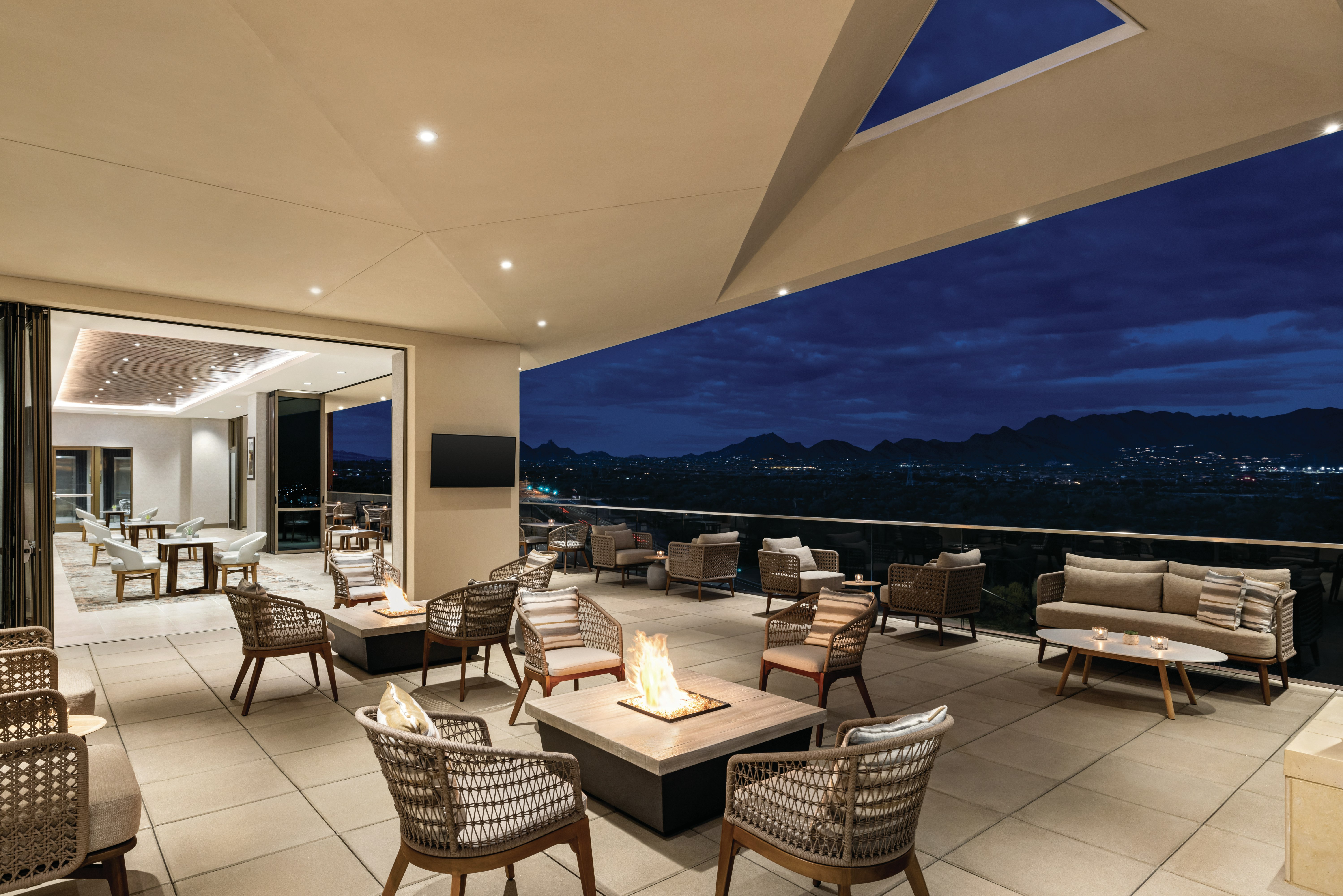 Hilton North Scottsdale at Cavasson 32/50