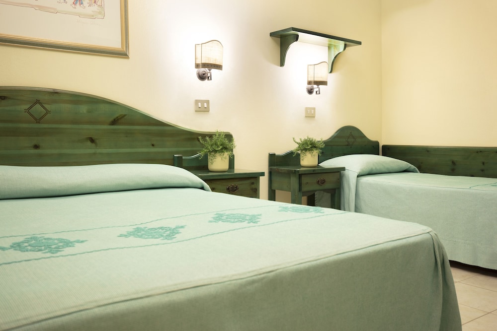 Club Hotel Torre Moresca 33/57