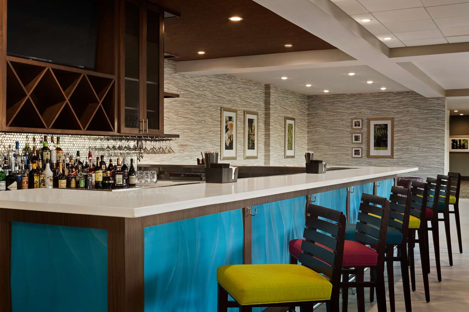 restaurant cafeteria