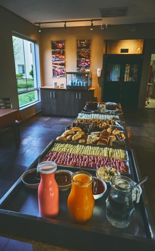 HOTEL DOM RAFAEL BUSINESS 32/46