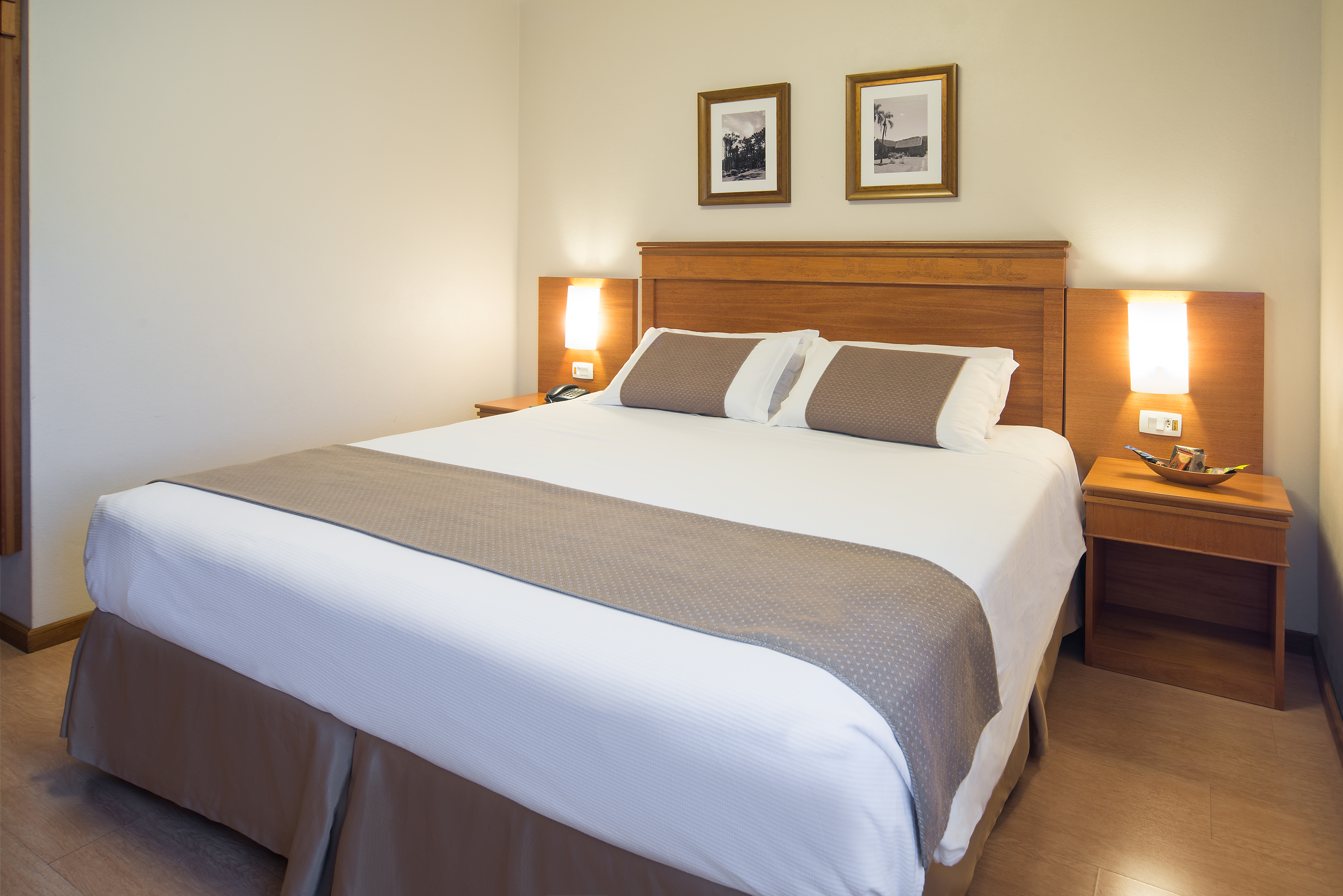 Luxury, Quadruple, Double Bed
