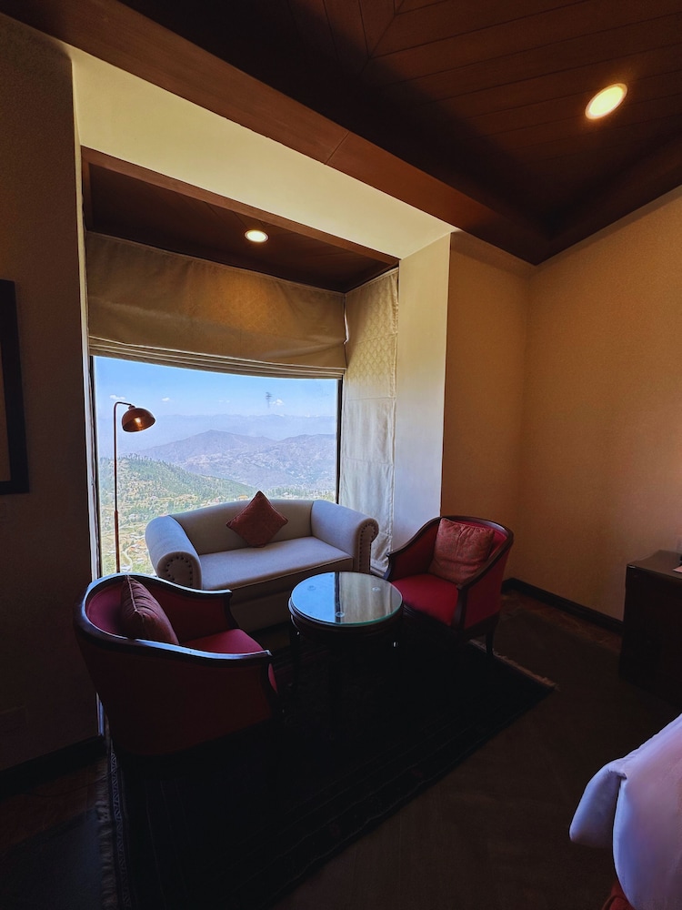 Pearl Continental Malam Jabba 29/50