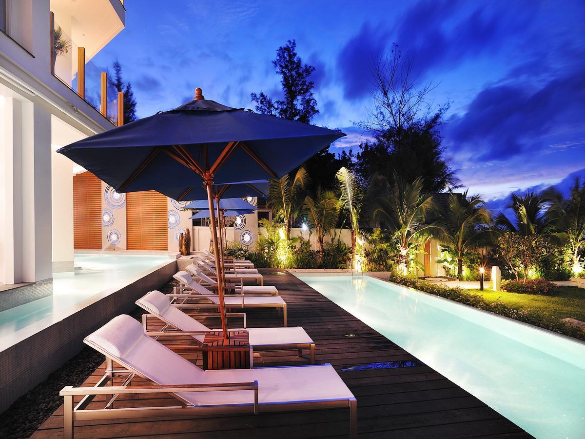 Beachfront Phuket 27/29