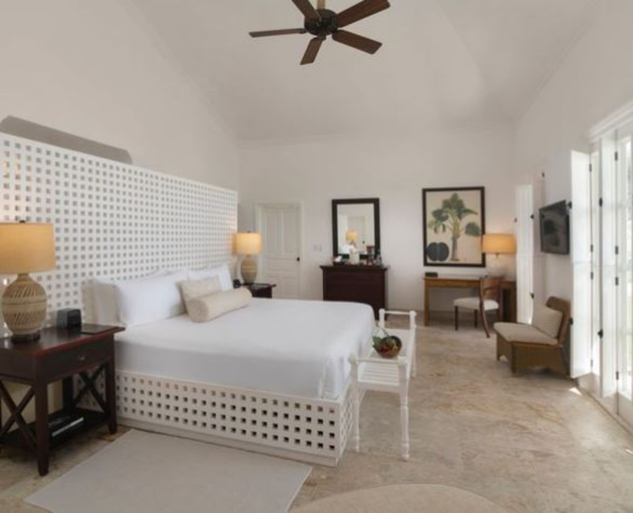 2 Bedrooms, Suite, Beach Front