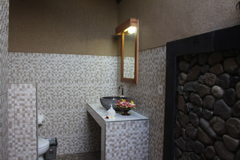 Pande Guest House Pemuteran 36/62