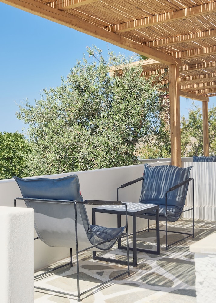 Omilos Beachfront House 38/59