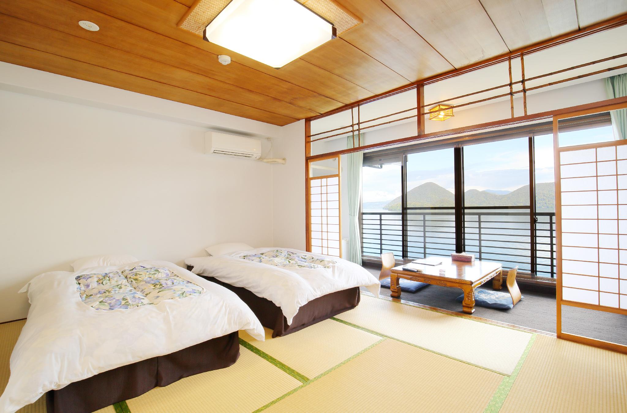 Japanese, 4 Futon Beds, High Floor