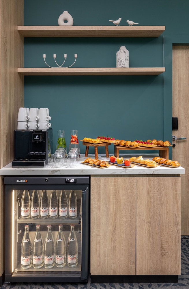 Courtyard by Marriott Paris Charles de Gaulle Central Airport 2/31