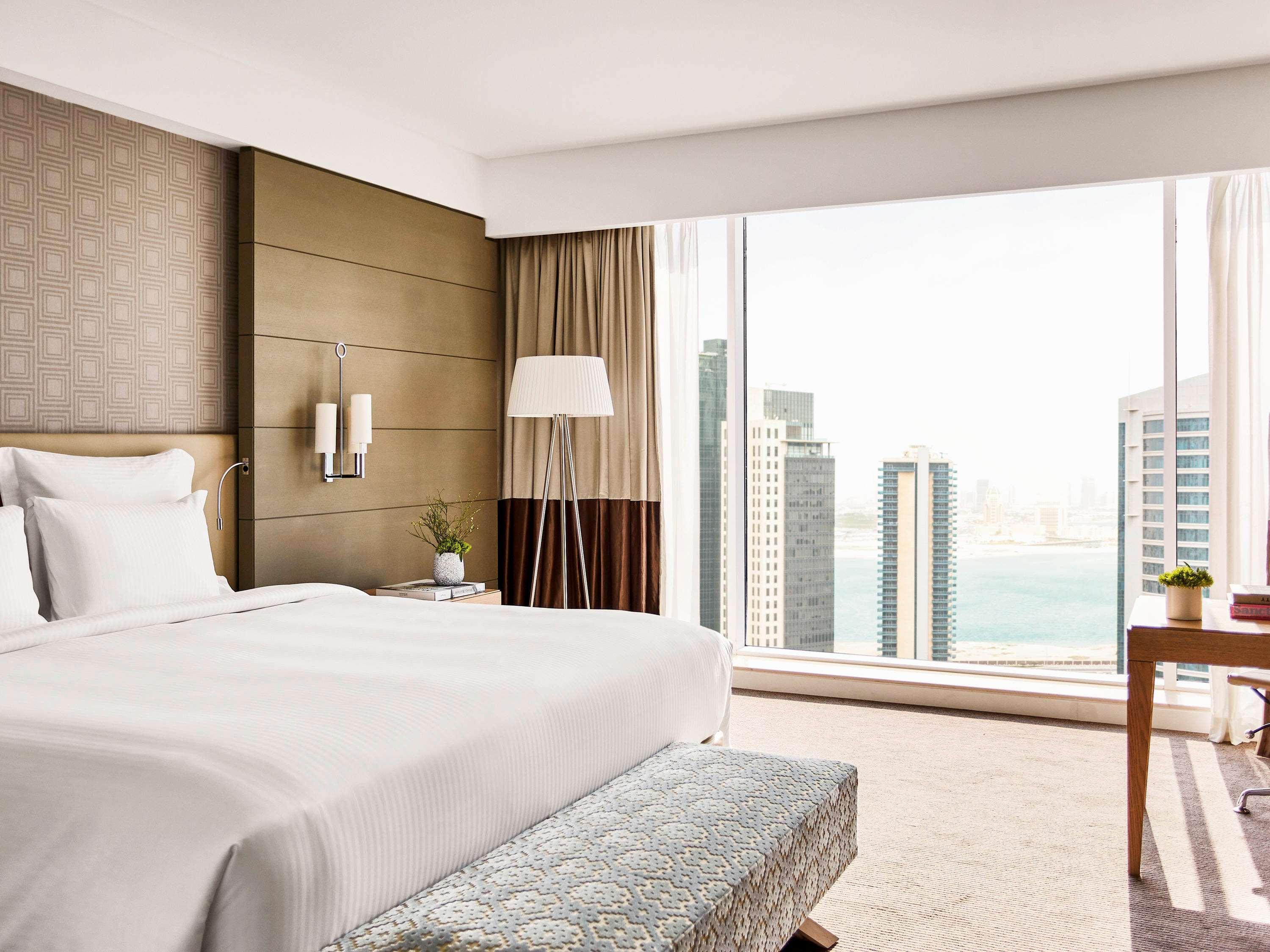 2 Bedrooms, Exclusive, Suite, 2 King Beds, Living and Dining Areas, Lounge Access