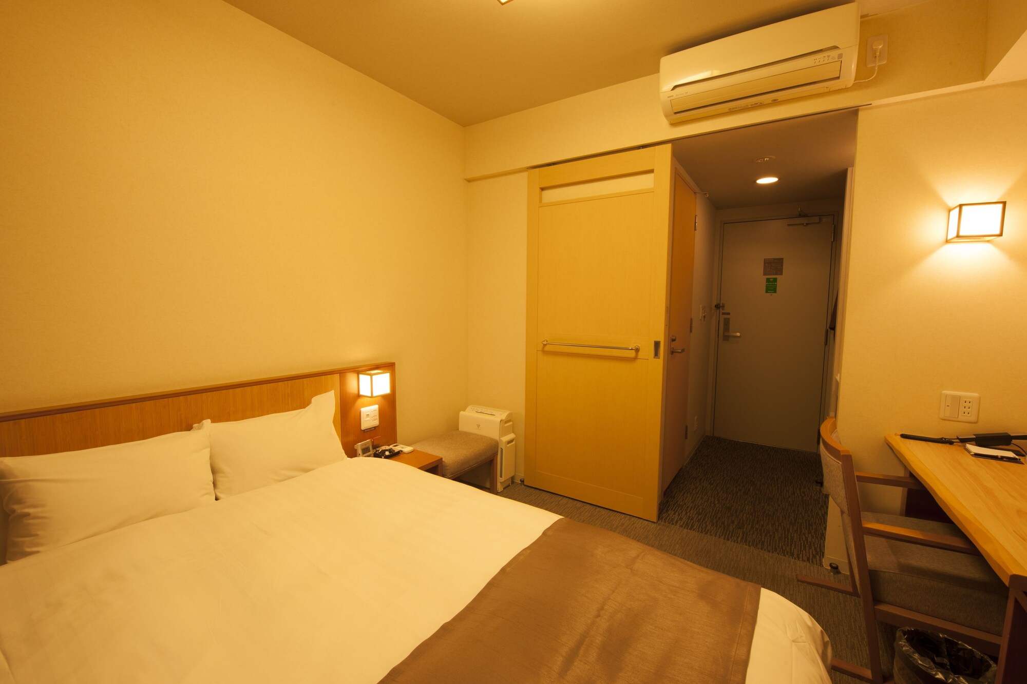 Moderate, Double Bed