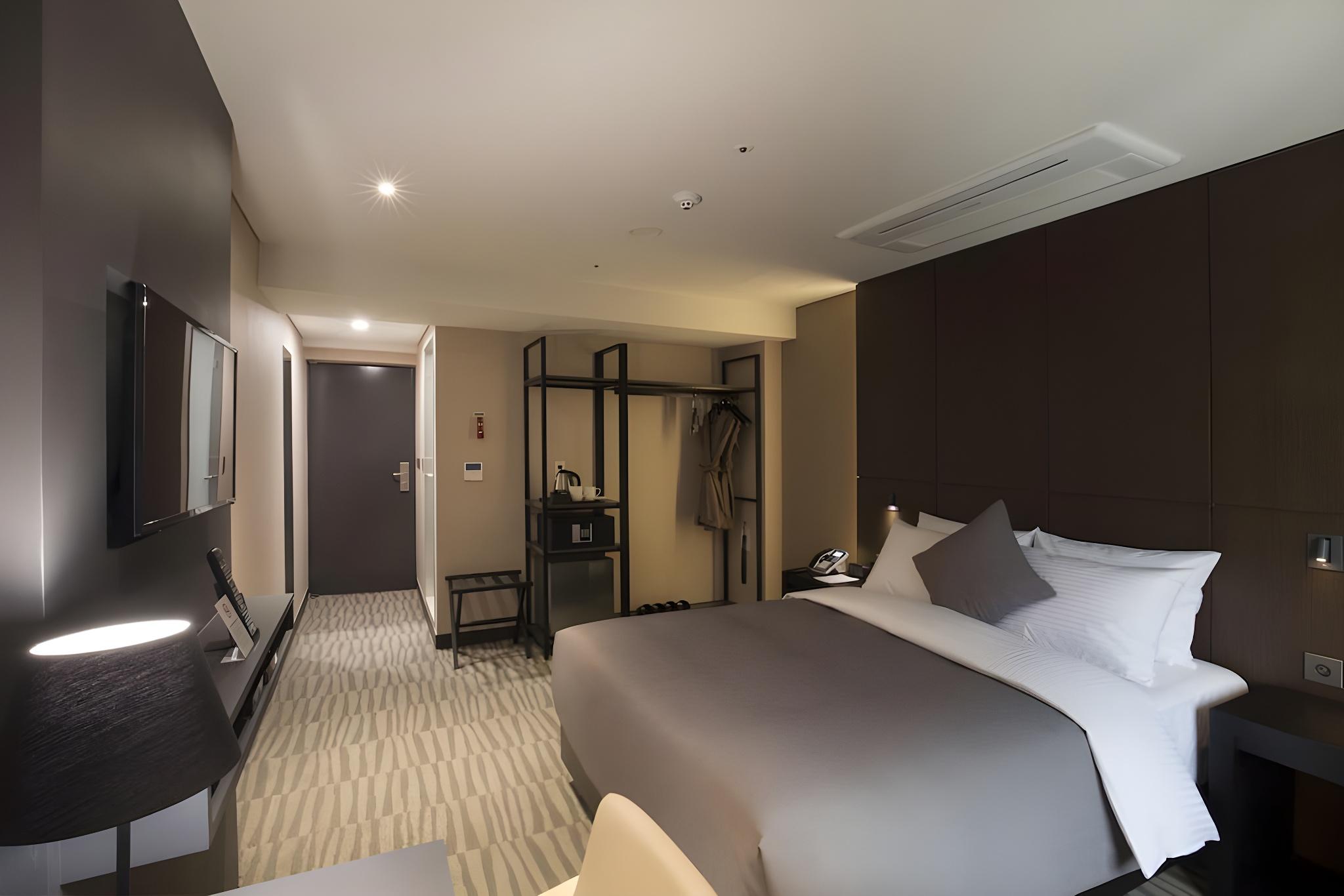 Deluxe, Double Bed, Diamond Tower