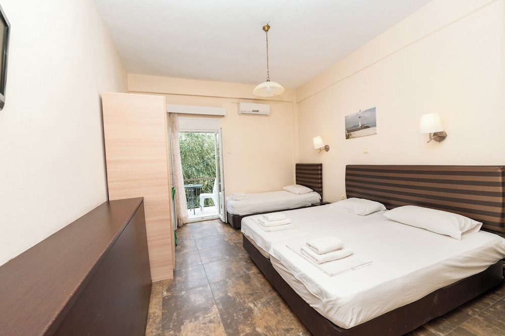 Ulrika Hotel 9/50