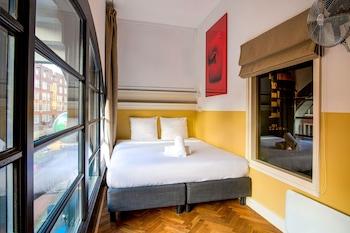 White, Single, Double Bed, Shared Bathroom