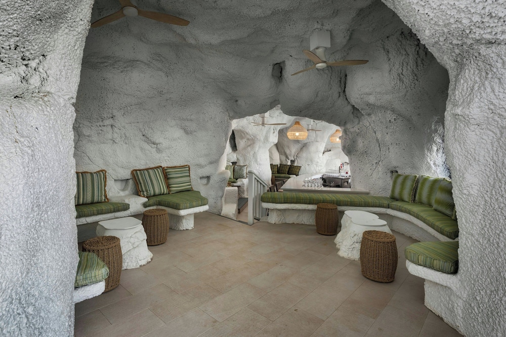 Crystal Cove by Elegant Hotels - All-Inclusive 23/50