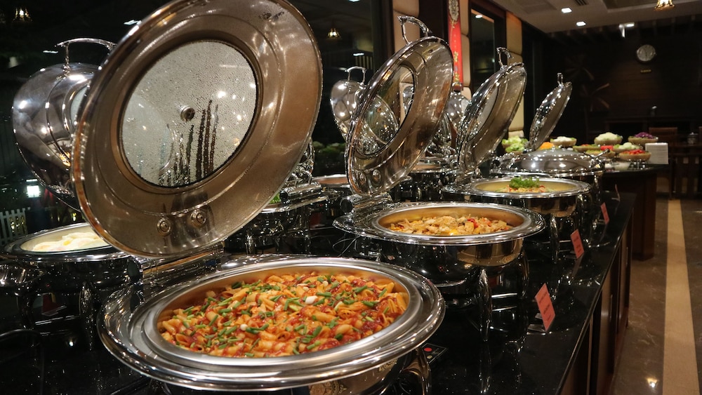 Aiyaree Place Hotel photo4