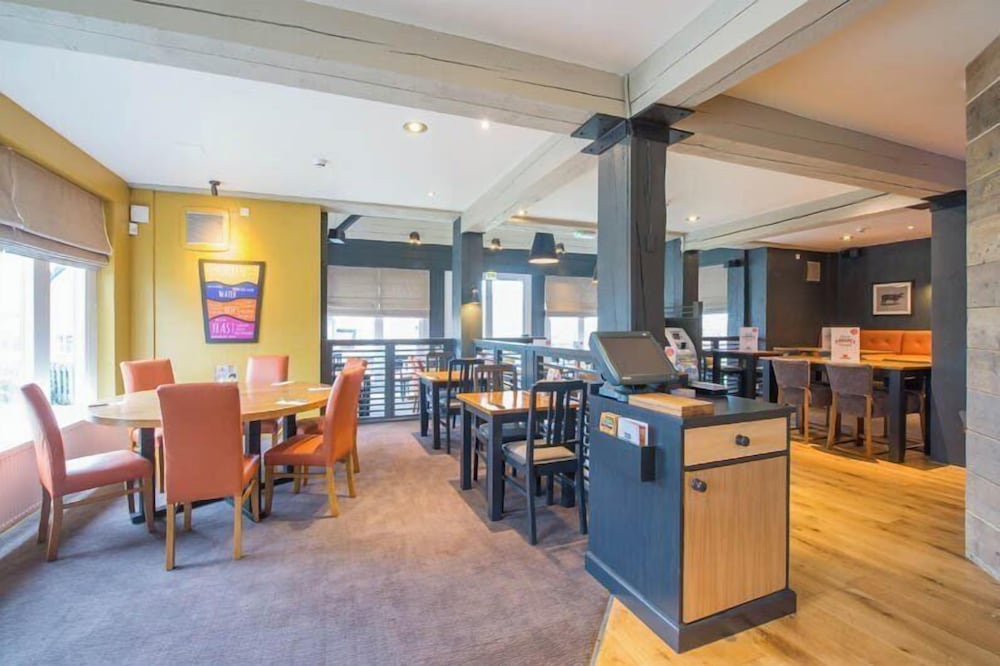 Premier Inn Crewe West 38/50