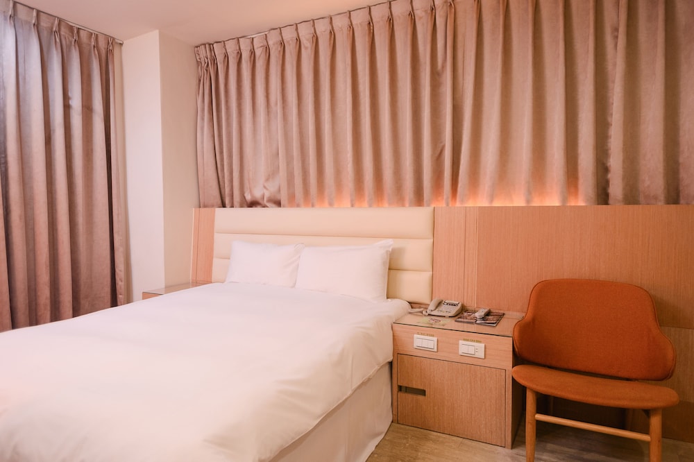 i-Deal Hotel 22/59