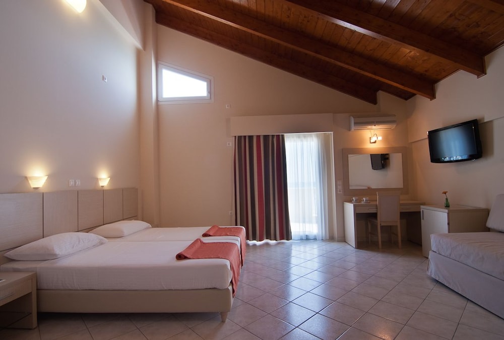 Al Mare Hotel 17/63
