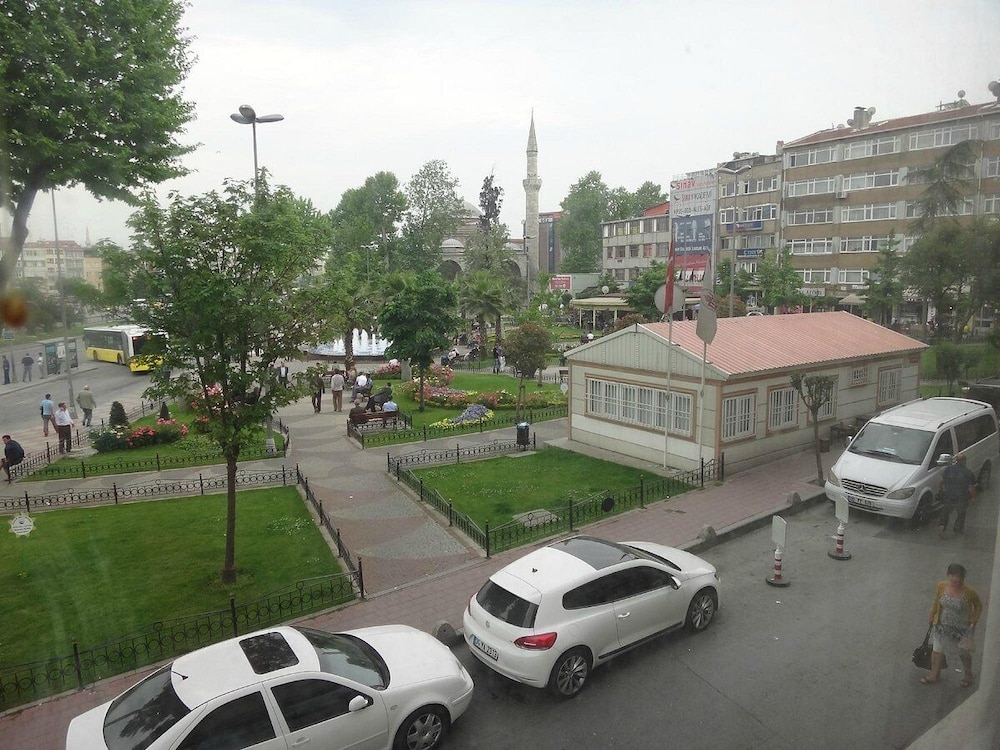 Grand Vatan Hotel 35/50