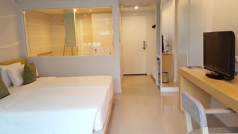 Prima Hotel Pattaya 42/77