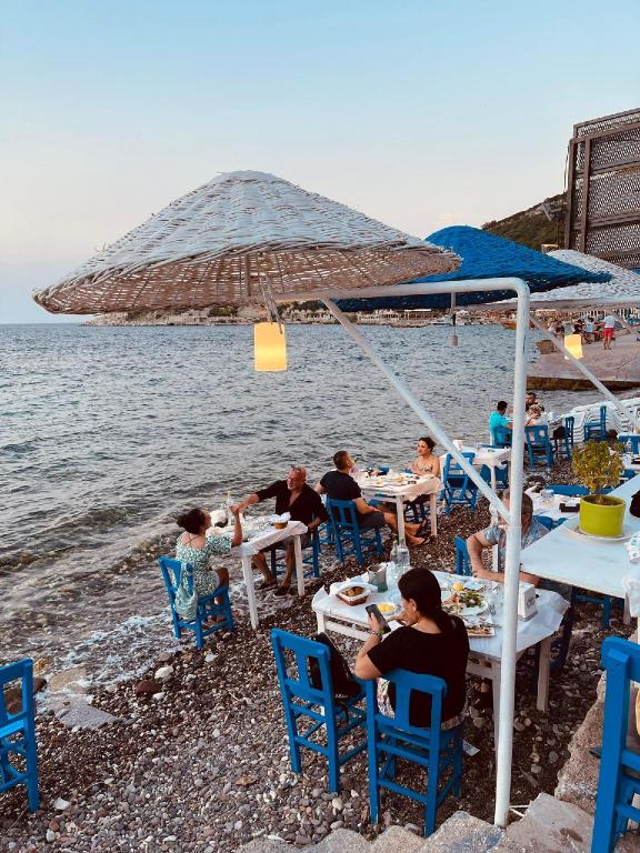Giritli Rum Meyhanesi Butik Otel 38/48