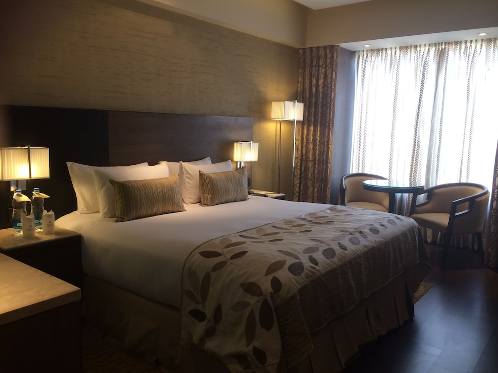 Hotel Vrisa 15/45