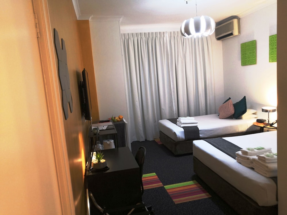 Criterion Hotel 38/57