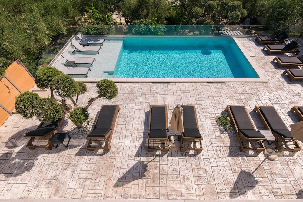 Litore Luxury Living 43/50