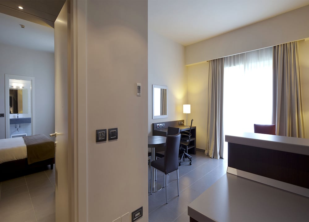 Inn Naples Airport 25/71