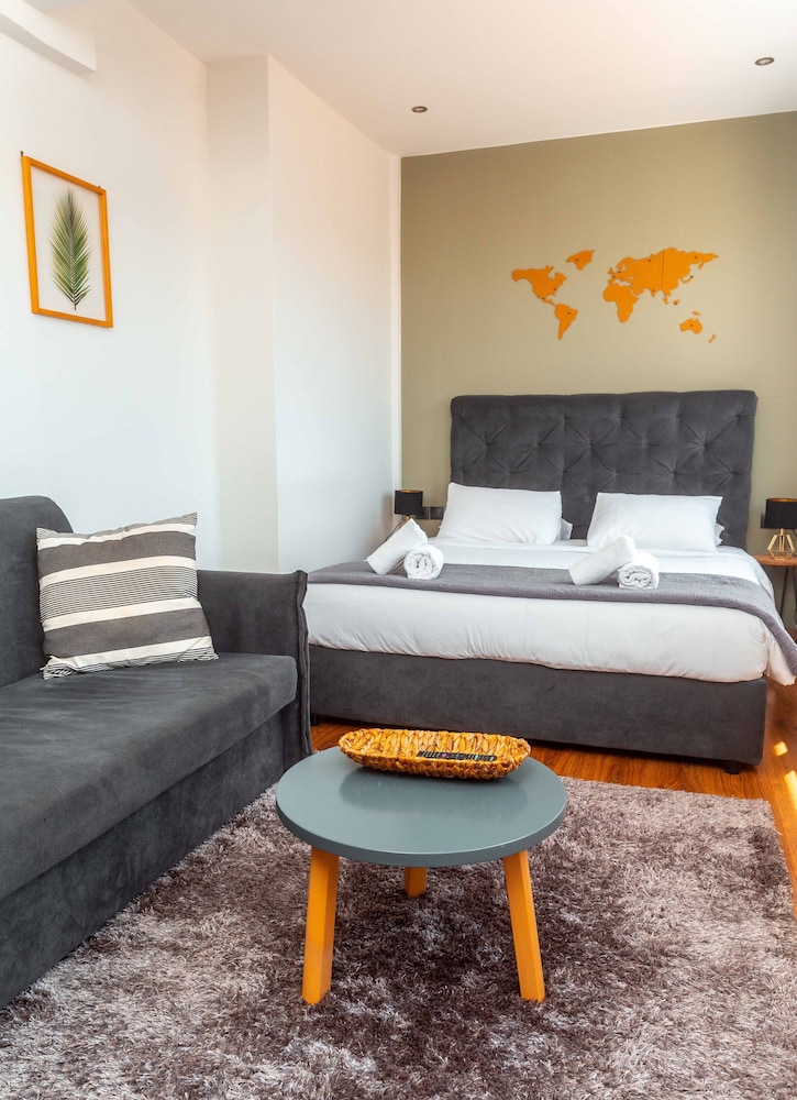 Athens Version Luxury Suites 49/70