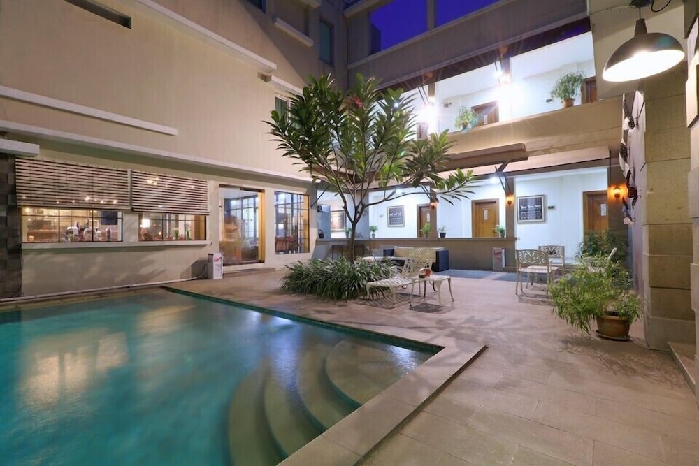Mutiara Suites 59/60
